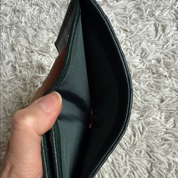 Gucci Dark Green Quilted Leather Wallet - Picture 7 of 12